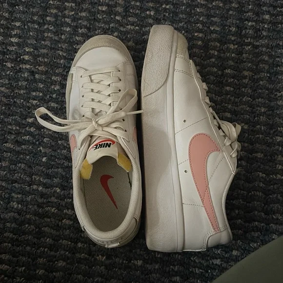nike low platform blazers - Picture 2 of 5